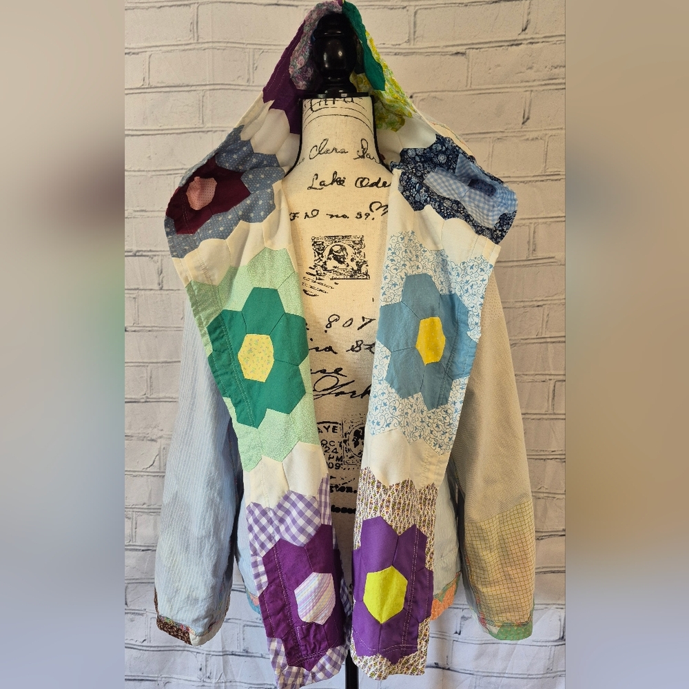 Quilted Patchwork Hooded Jacket - Multi Colored - Picture 6 of 6